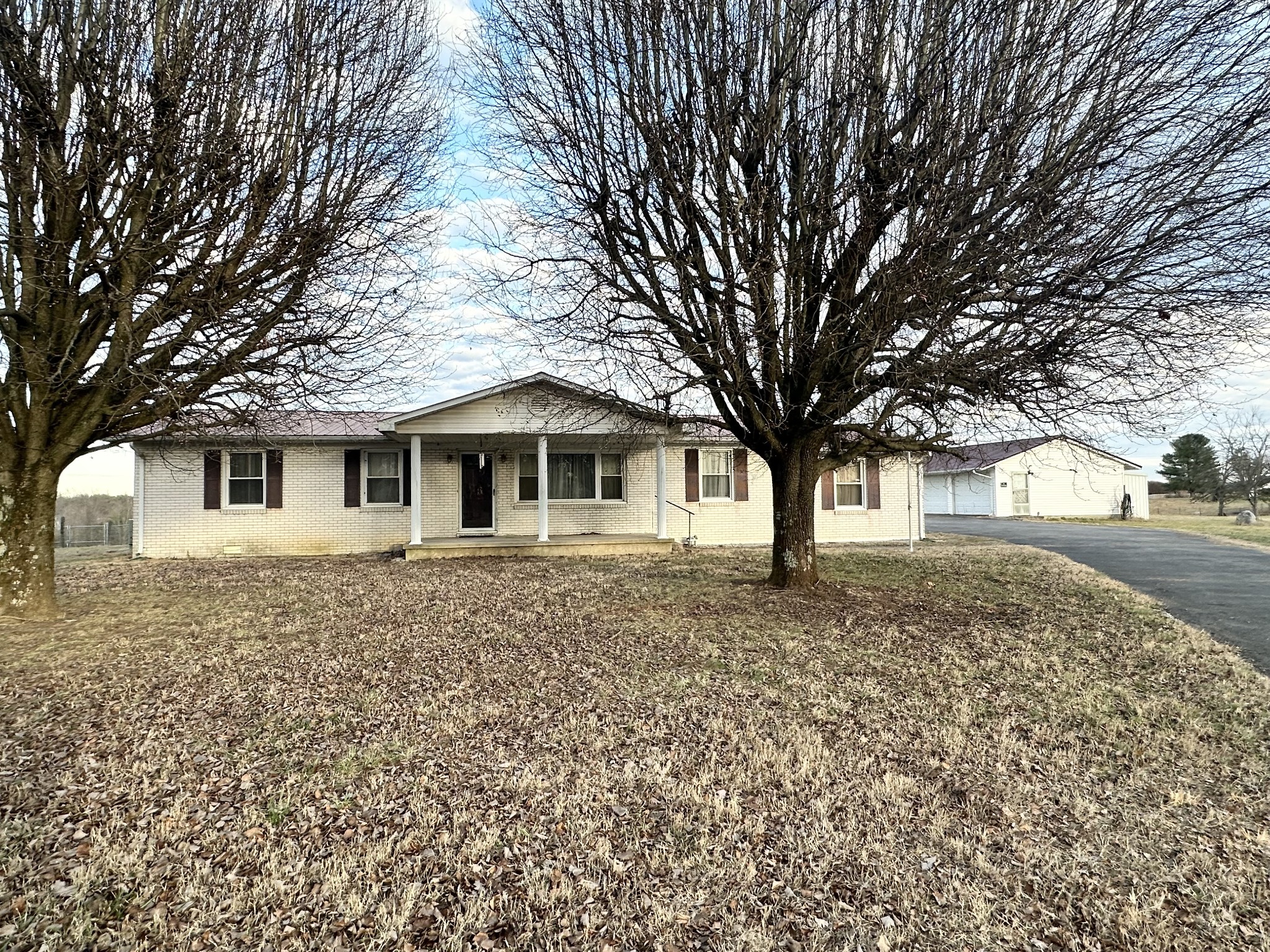 321 Will Thompson Road Sparta TN 38583