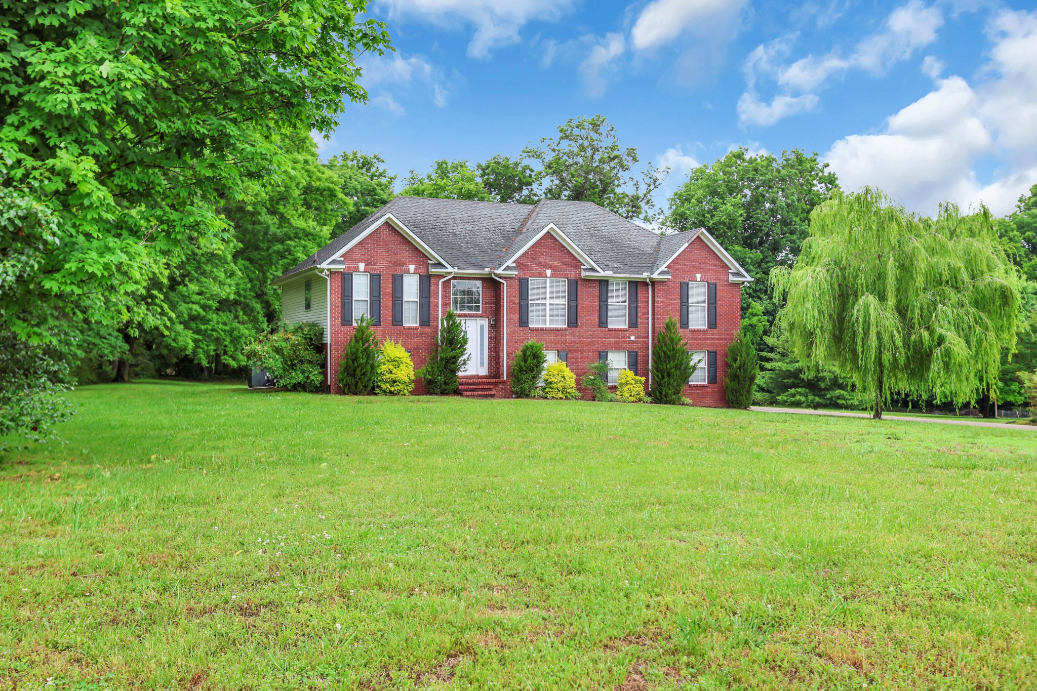 870 Rands Way Columbia TN 38401