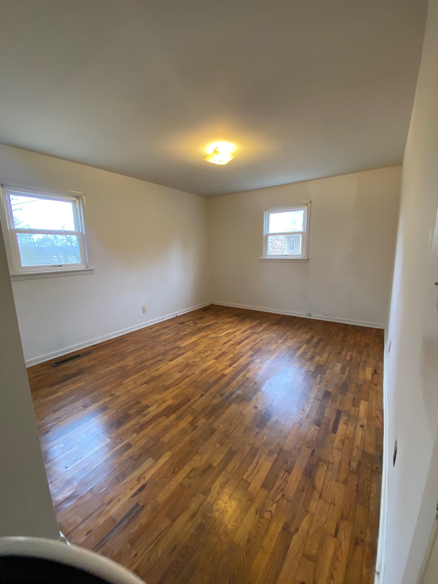 2125 W Gaines St, W Lawrenceburg TN 38464