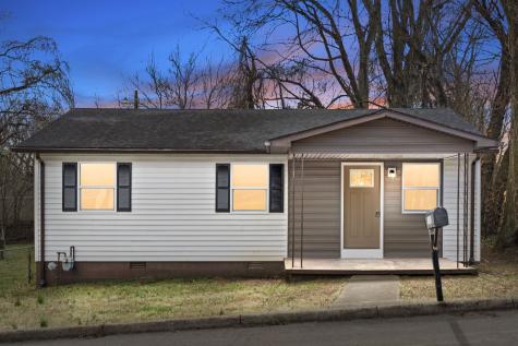 1104 Main Street Clarksville TN 37040