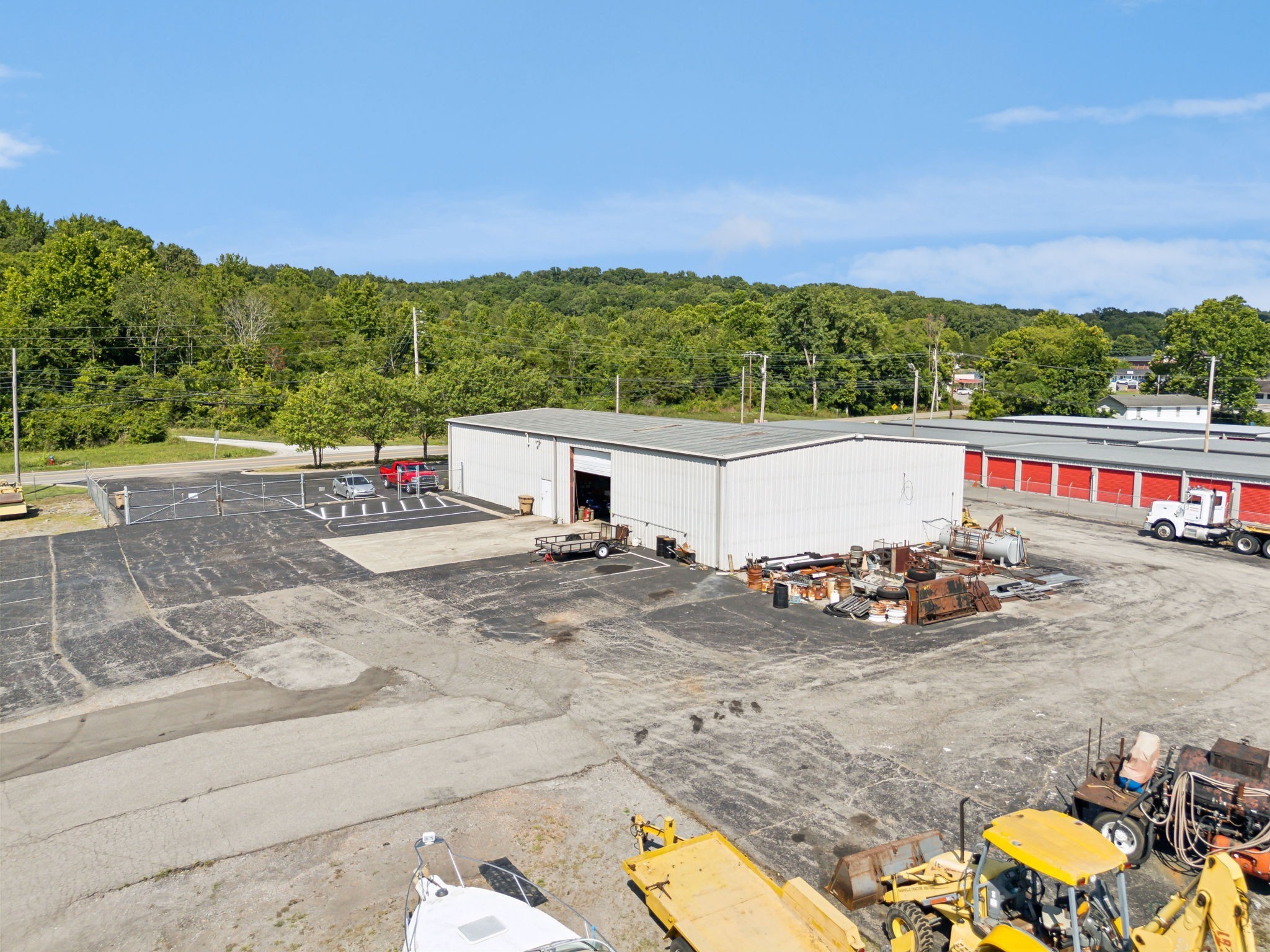 636 N Main Street Ashland City TN 37015