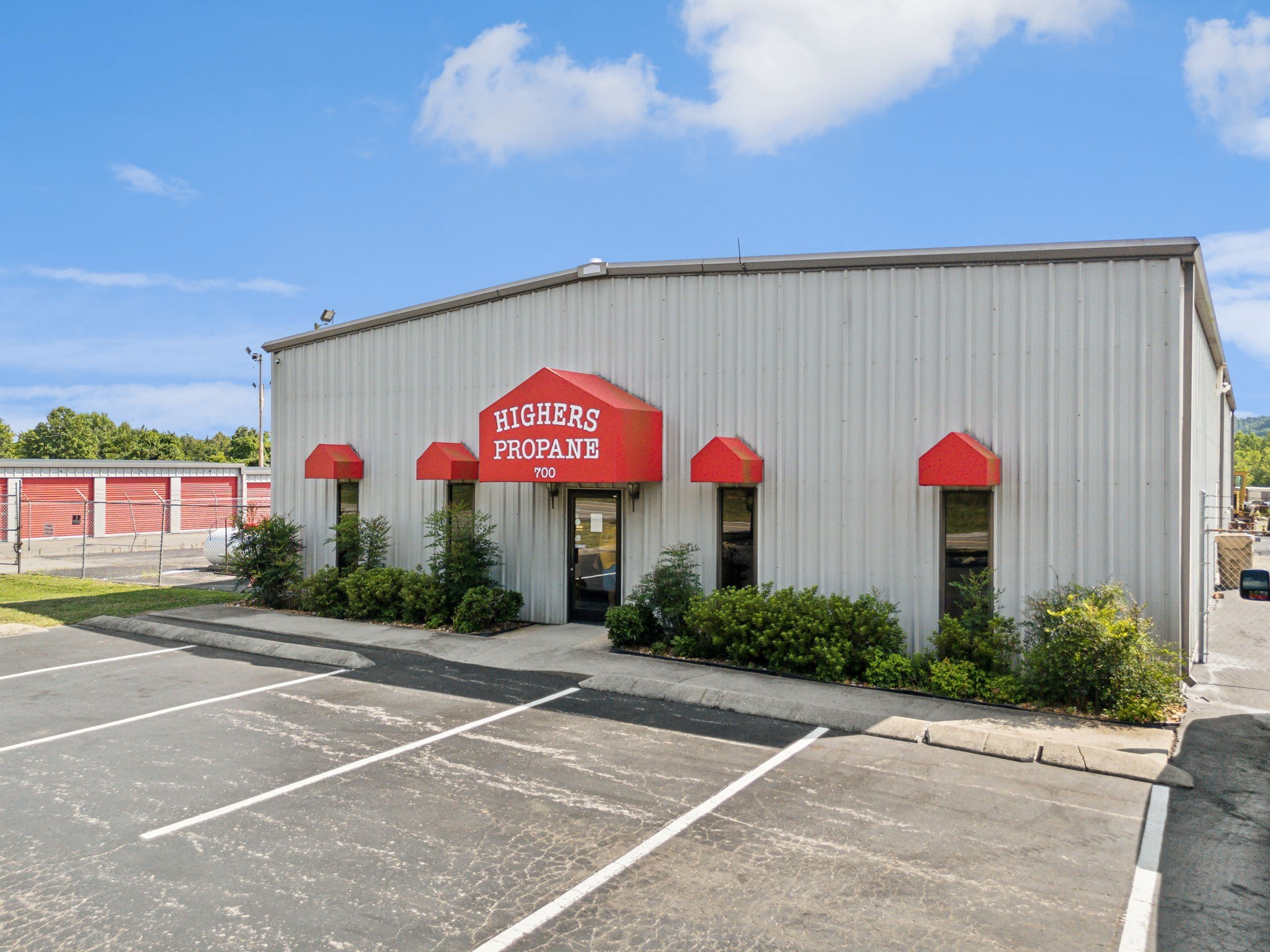 636 N Main Street Ashland City TN 37015