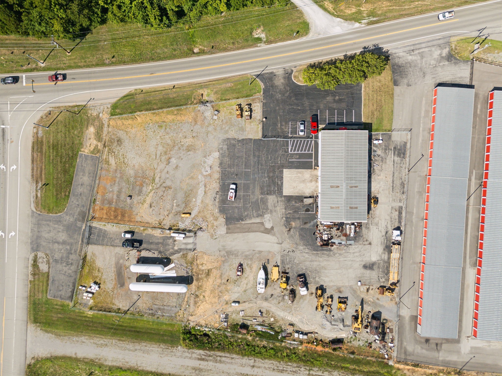 636 N Main Street Ashland City TN 37015