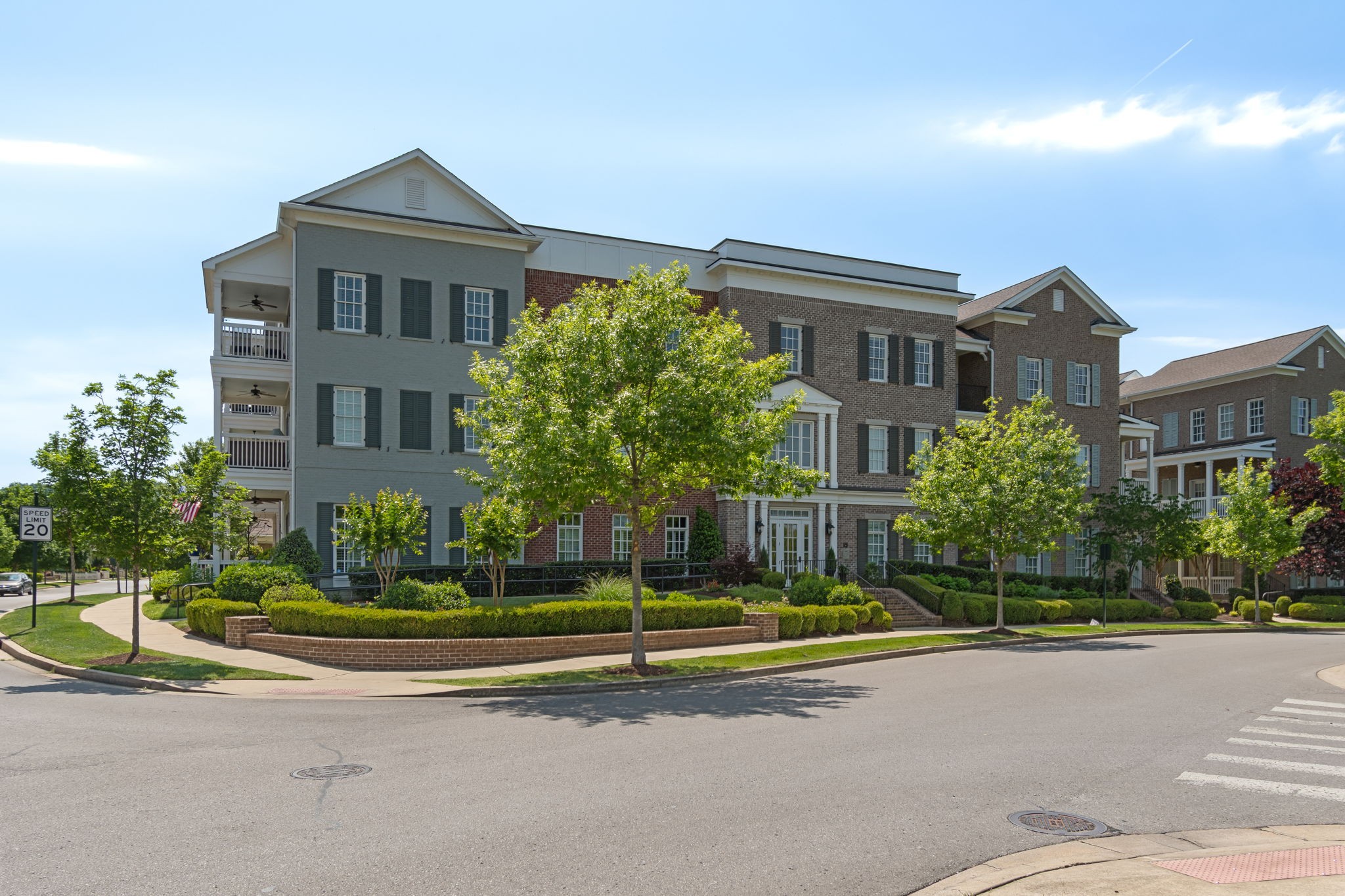 Franklin TN, 6030 Keats Street, Unit 301