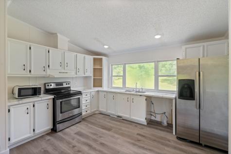 5772 Highway 438, W Linden TN 37096