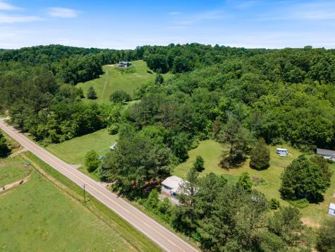 5772 Highway 438, W Linden TN 37096