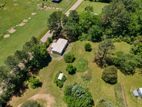 5772 Highway 438, W Linden TN 37096