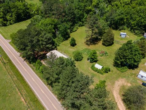 5772 Highway 438, W Linden TN 37096