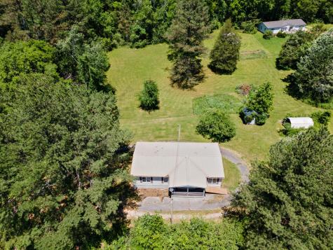 5772 Highway 438, W Linden TN 37096