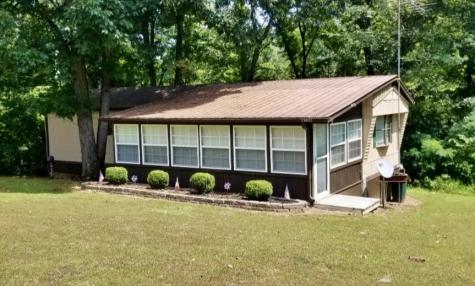 4396 Deer Creek Road Linden TN 37096