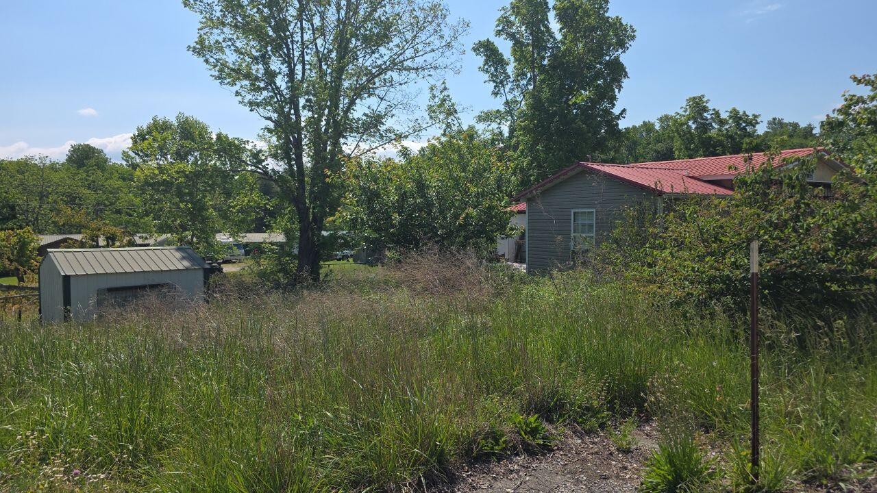 2105 Deer Lodge Highway Deer Lodge TN 37726