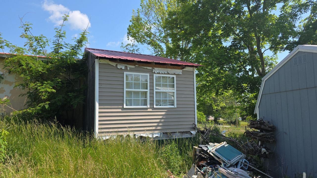 2105 Deer Lodge Highway Deer Lodge TN 37726