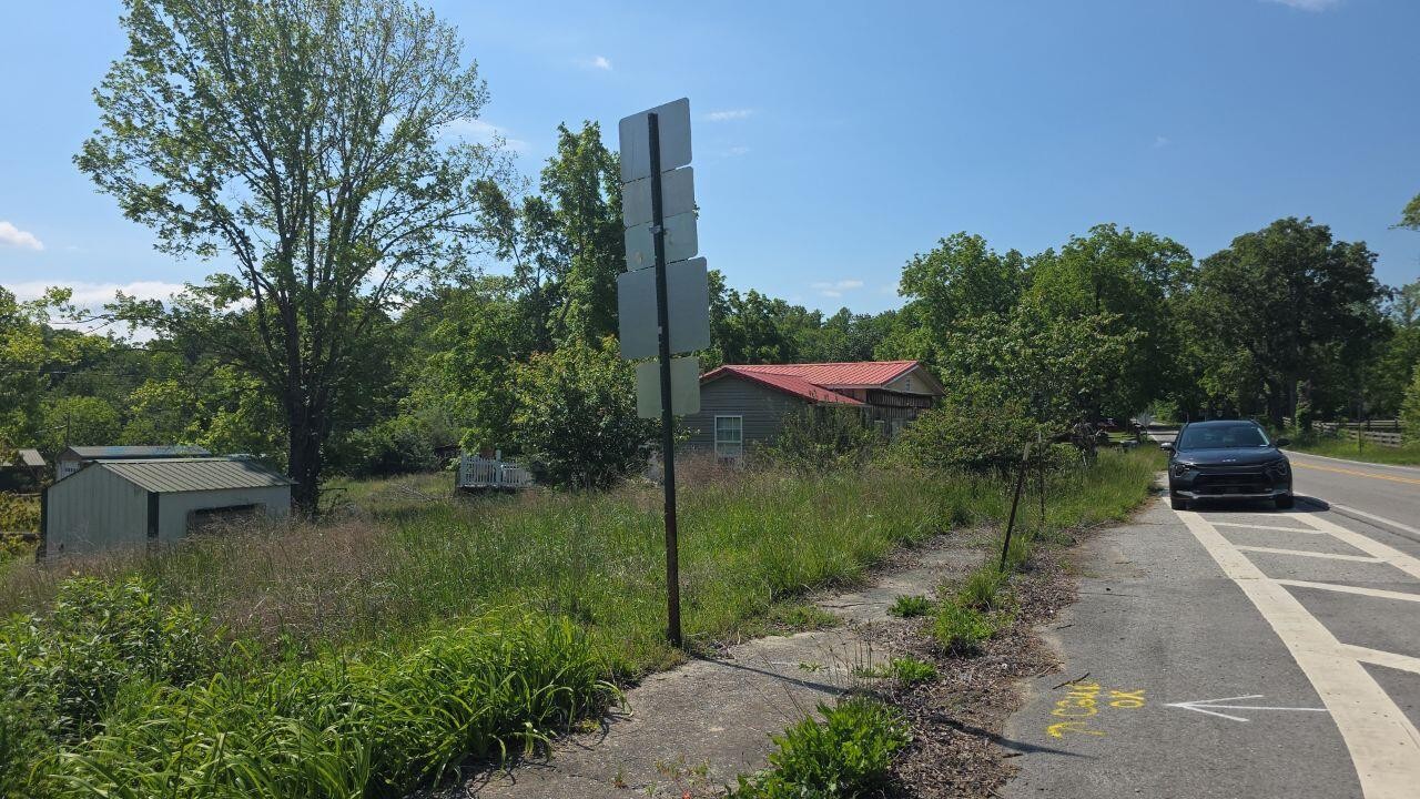2105 Deer Lodge Highway Deer Lodge TN 37726