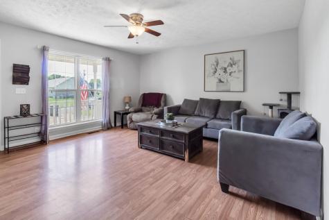 165 Oak Tree Drive Oak Grove KY 42262
