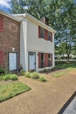 123 Westerly Drive Nashville TN 37221