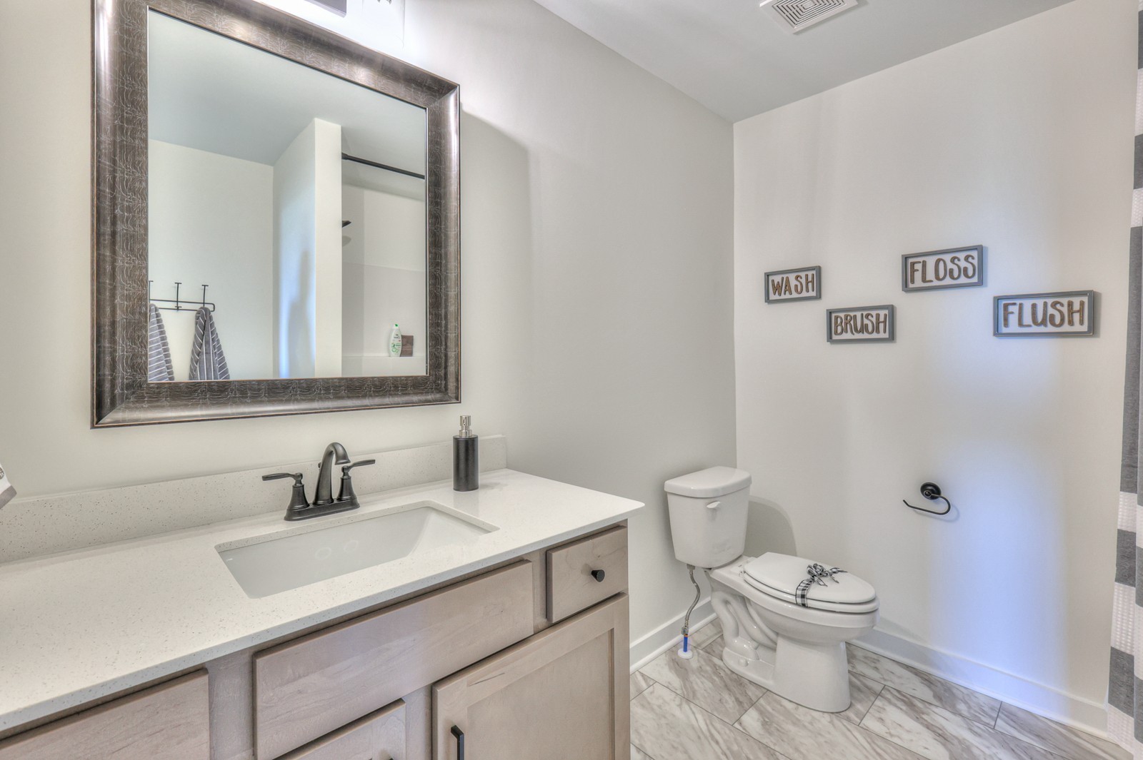 3340 Ventura Avenue White House TN 37188