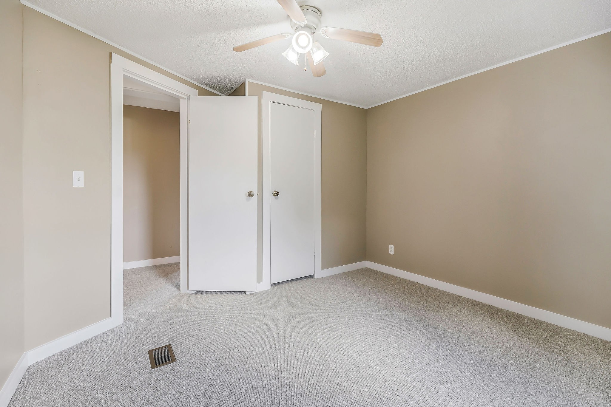 572 Lakeside Road Byrdstown TN 38549