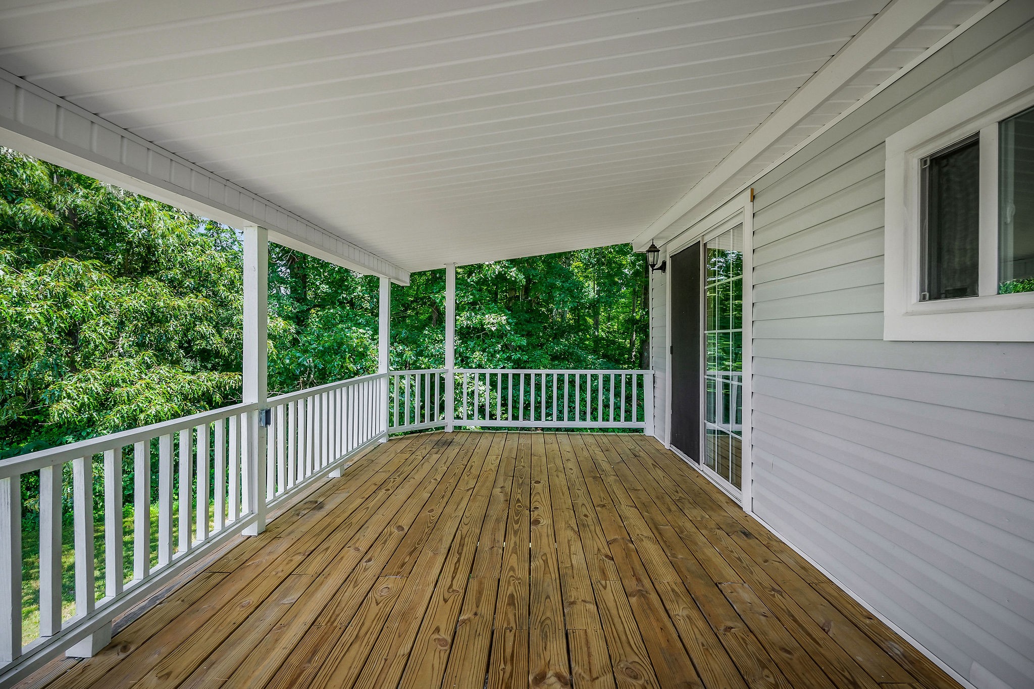 572 Lakeside Road Byrdstown TN 38549