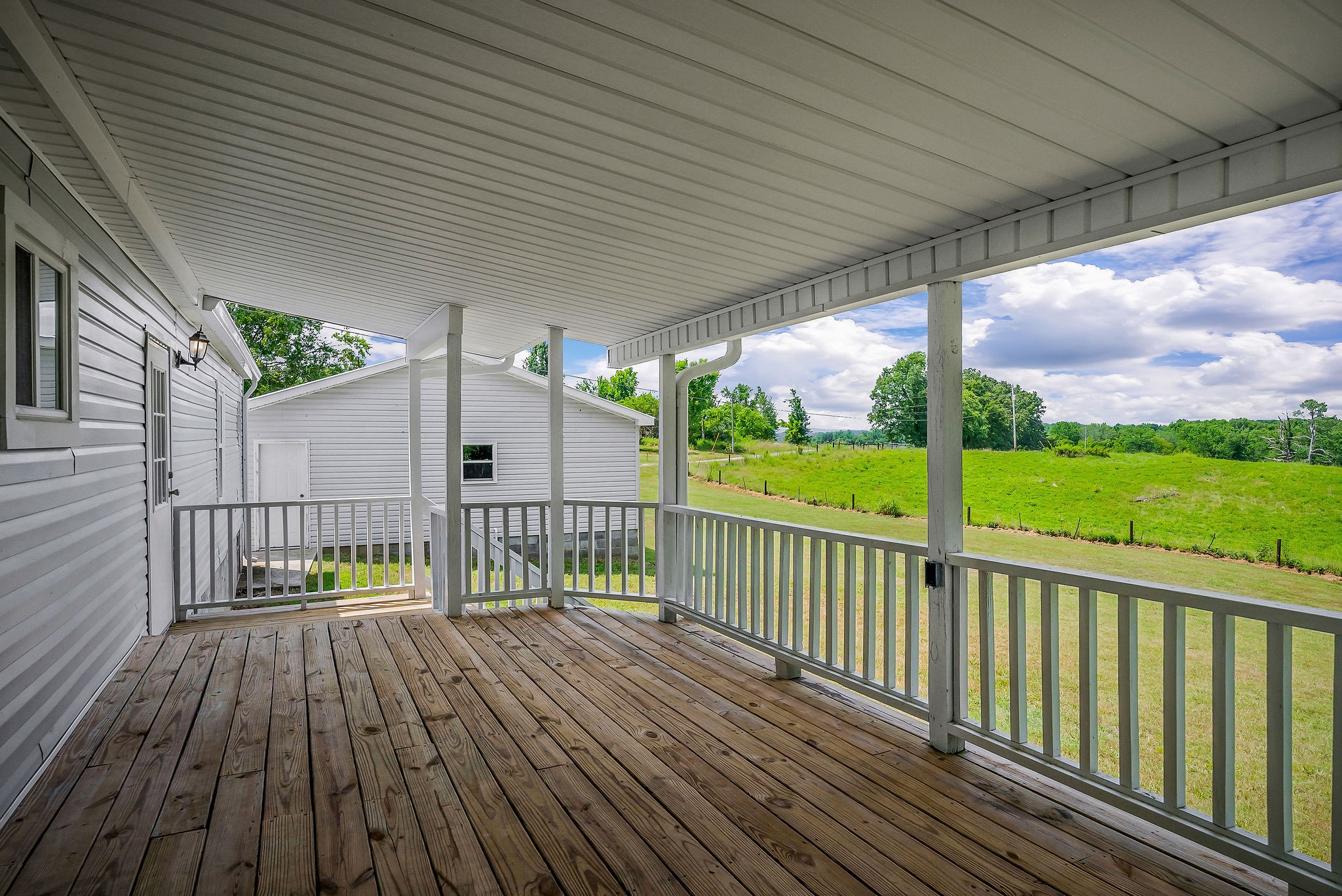572 Lakeside Road Byrdstown TN 38549