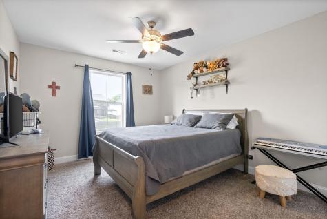 1098 Eagles View Drive Clarksville TN 37040