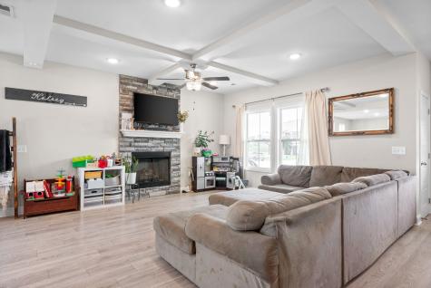 1098 Eagles View Drive Clarksville TN 37040