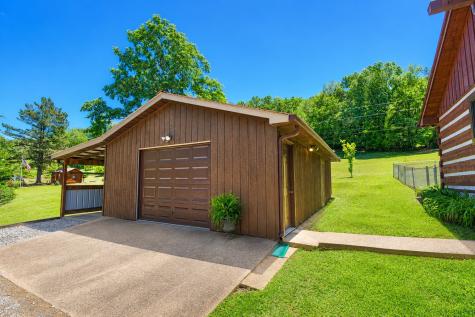 1342 Aetna Church Road Centerville TN 37033