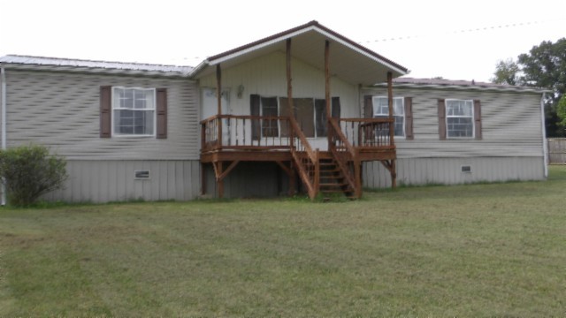 11500 Clay County Highway Moss TN 38575