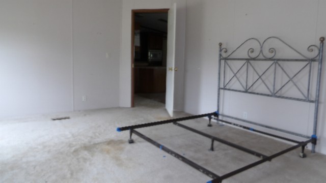 11500 Clay County Highway Moss TN 38575