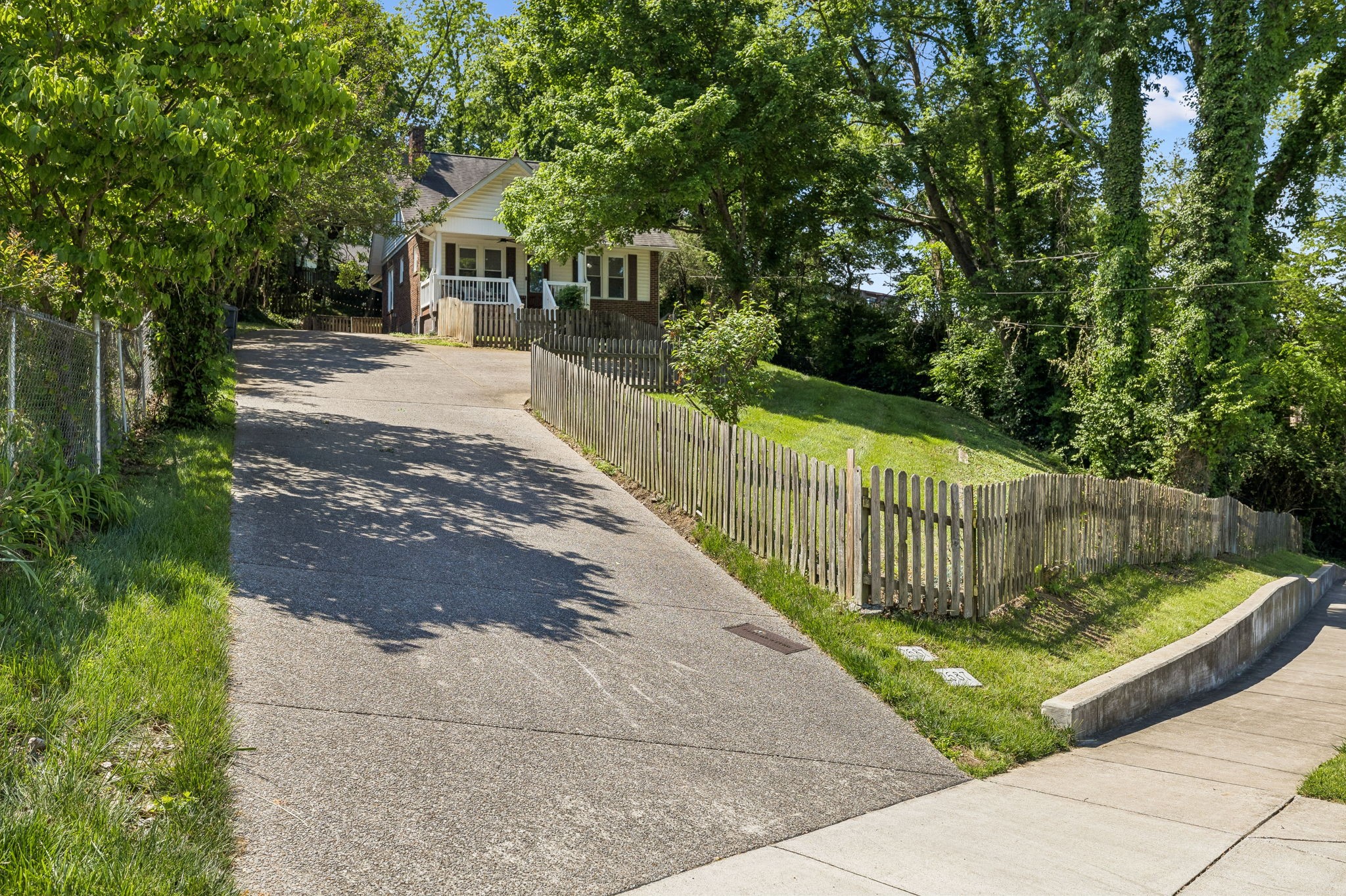 2687 Hartford Drive Nashville TN 37210