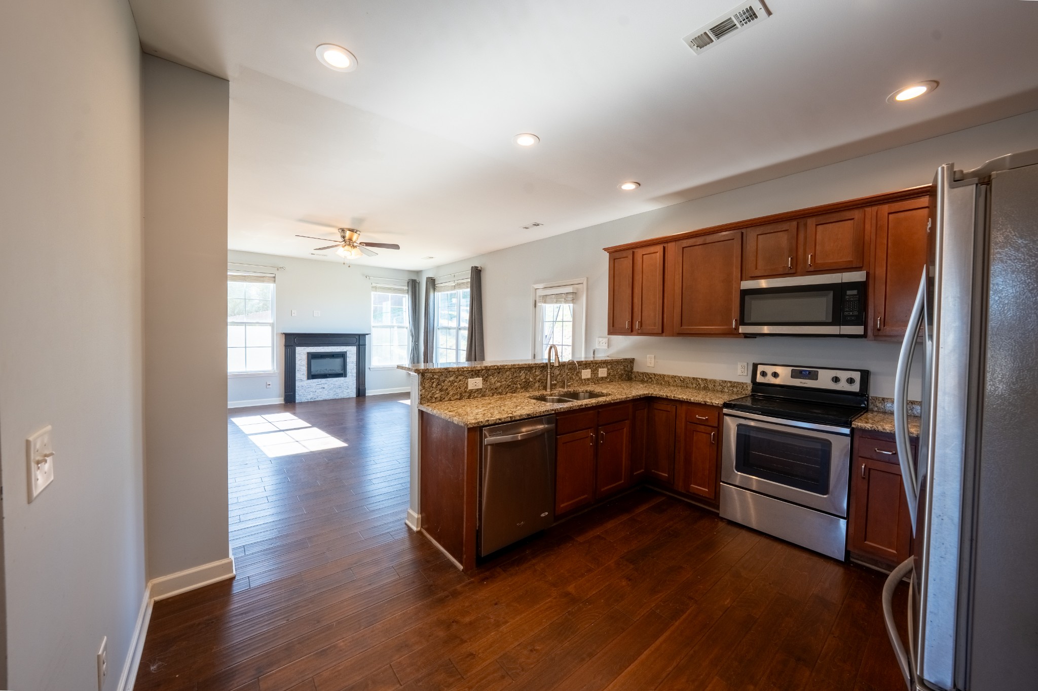 1808 Luke Court Columbia TN 38401