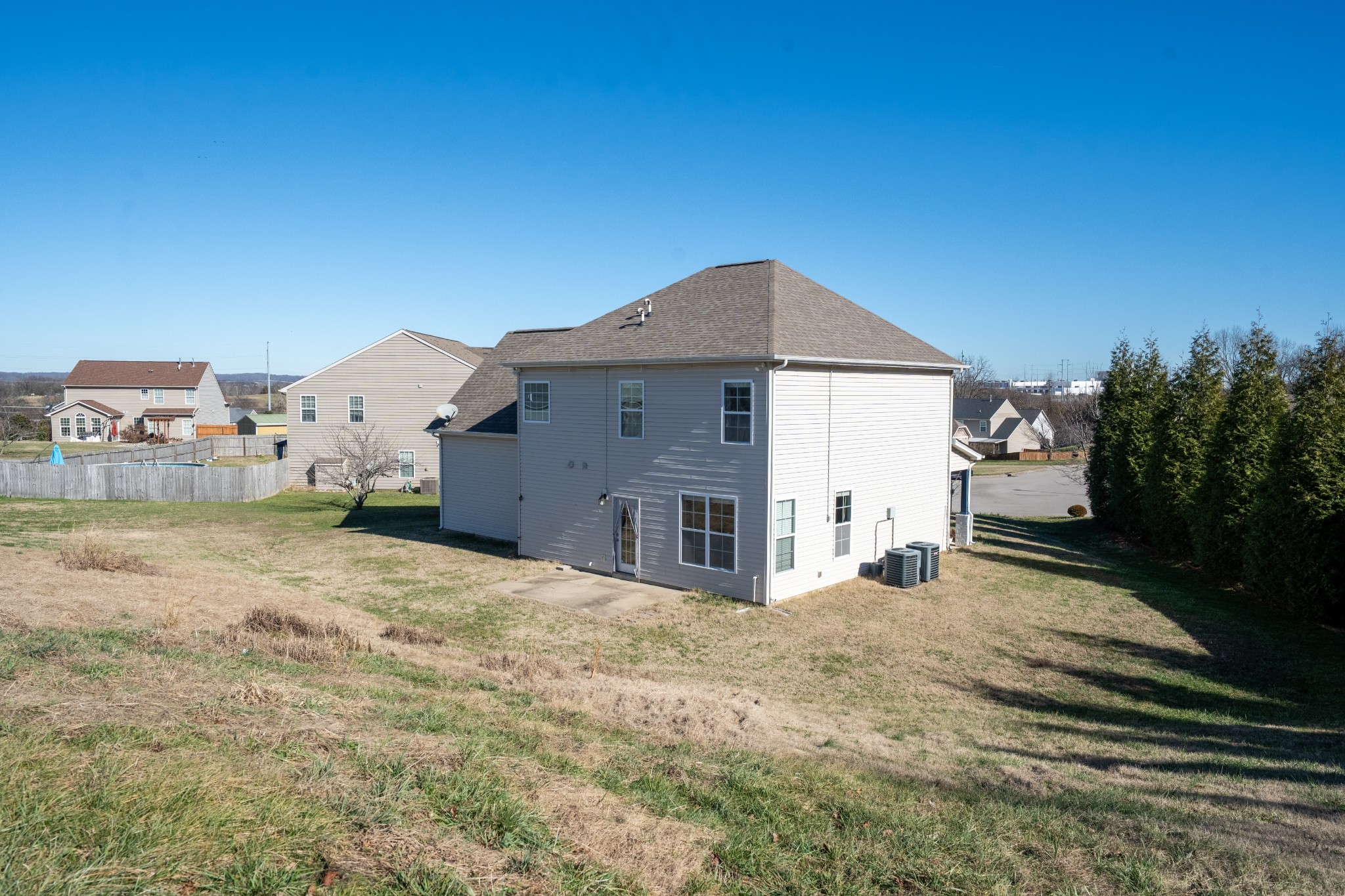 1808 Luke Court Columbia TN 38401