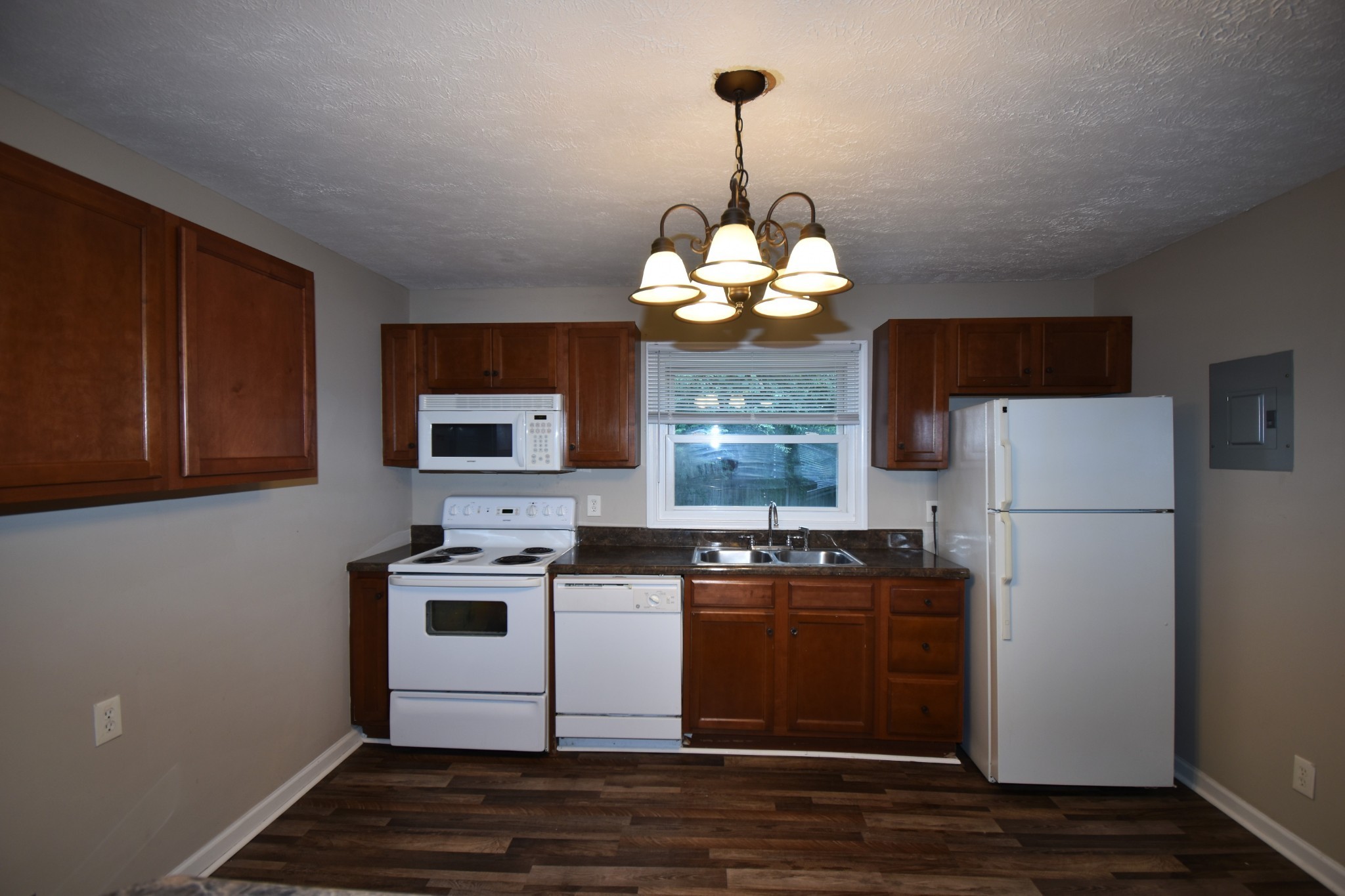 2976 Lake Road Woodlawn TN 37191