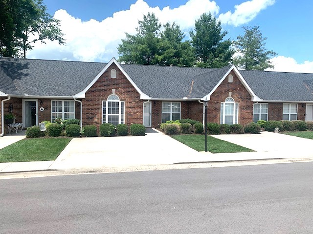 619 E Lane Street Shelbyville TN 37160