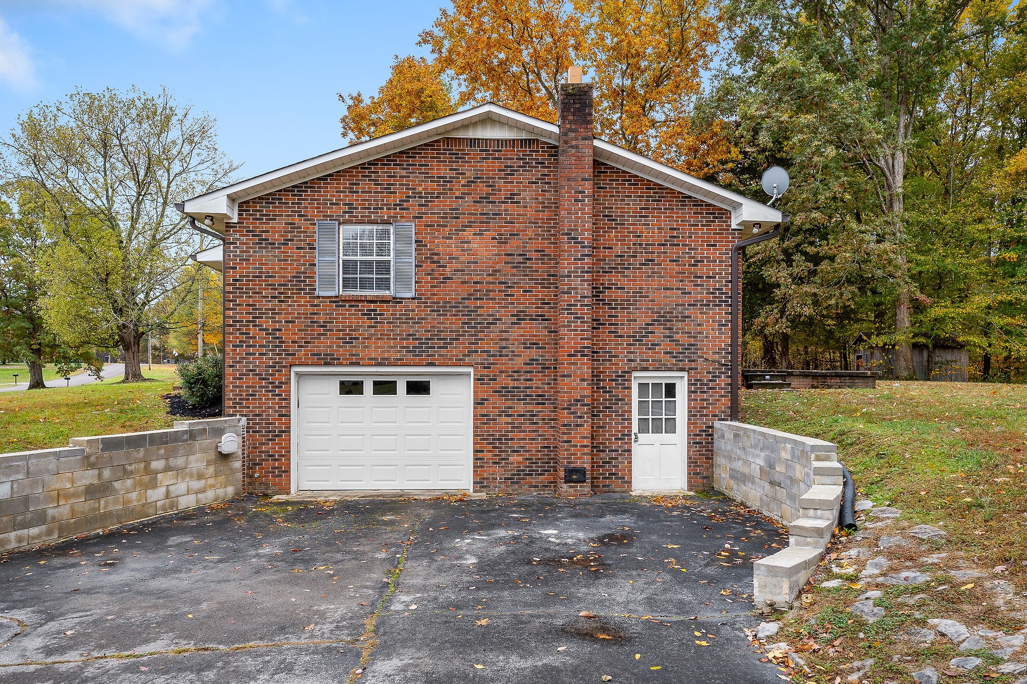 207 Martin Ridge Lane Gainesboro TN 38562