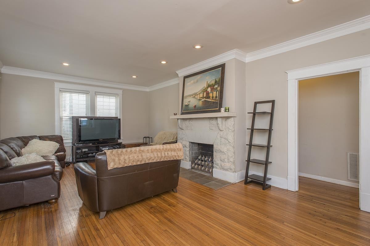 1318 Sweetbriar Avenue Nashville TN 37212