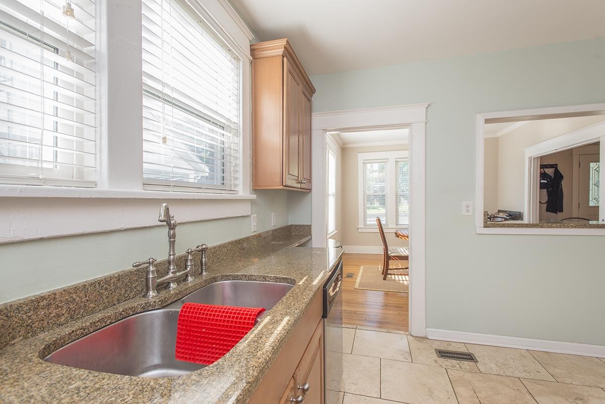 1318 Sweetbriar Avenue Nashville TN 37212