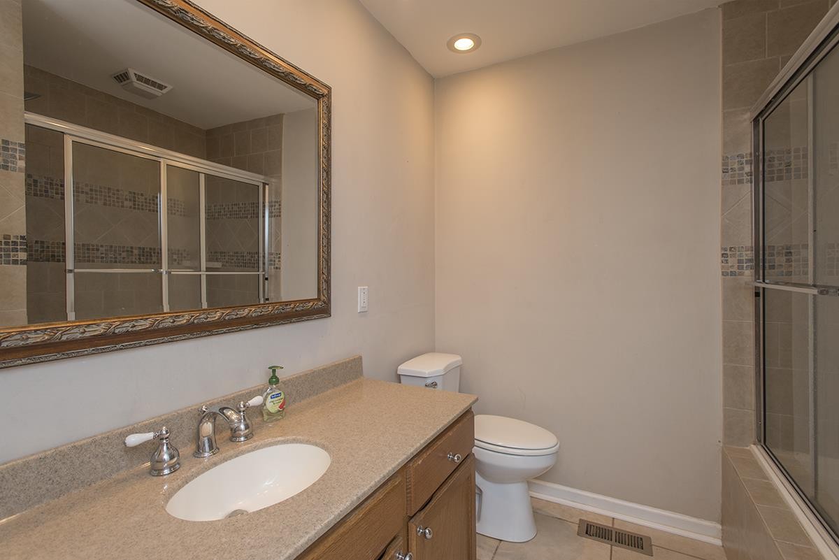 1318 Sweetbriar Avenue Nashville TN 37212