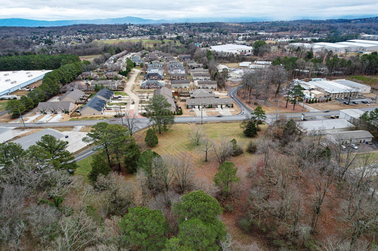 8 37th Street, NE Cleveland TN 37312