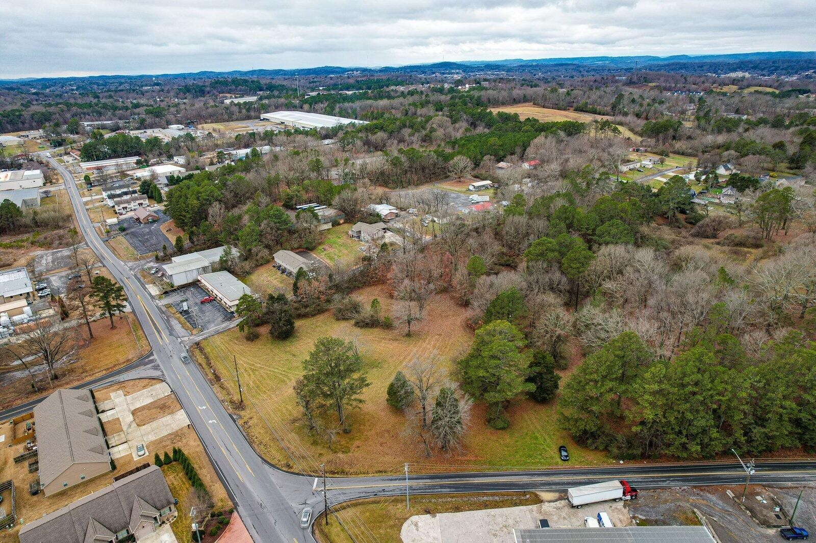 8 37th Street, NE Cleveland TN 37312