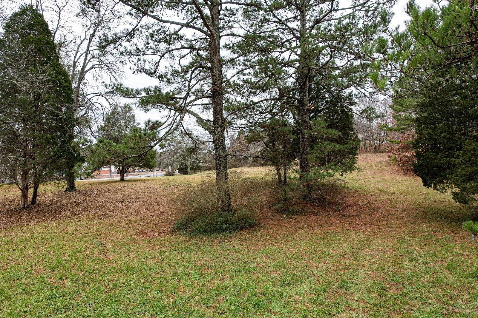 8 37th Street, NE Cleveland TN 37312