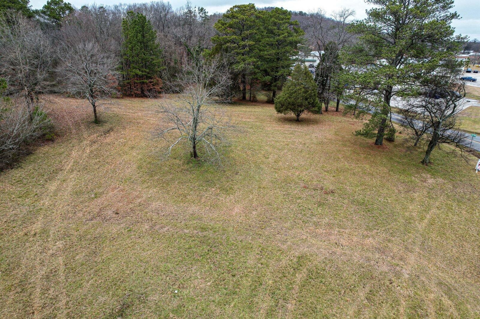 8 37th Street, NE Cleveland TN 37312