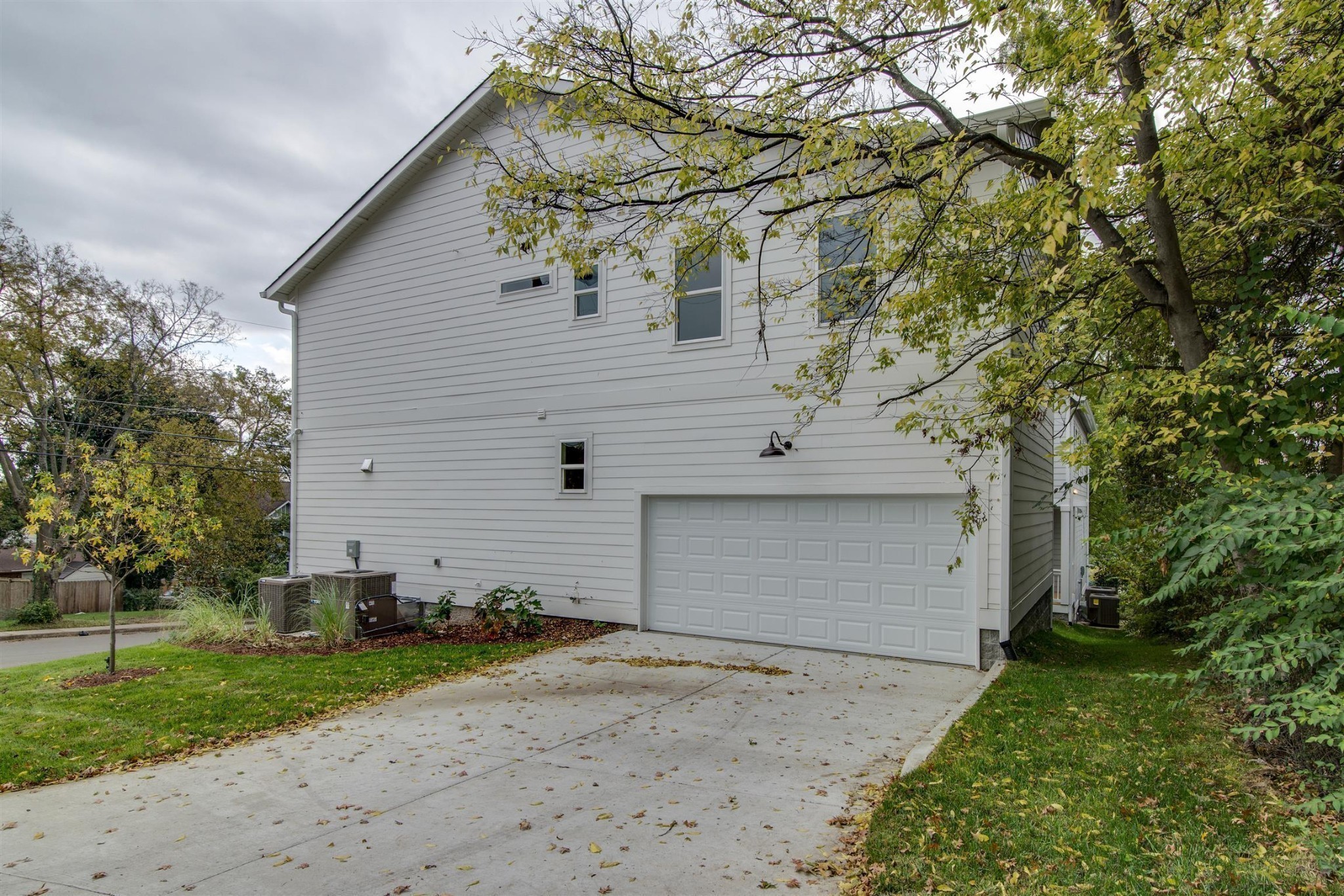 1711 10th Avenue, S Nashville TN 37203