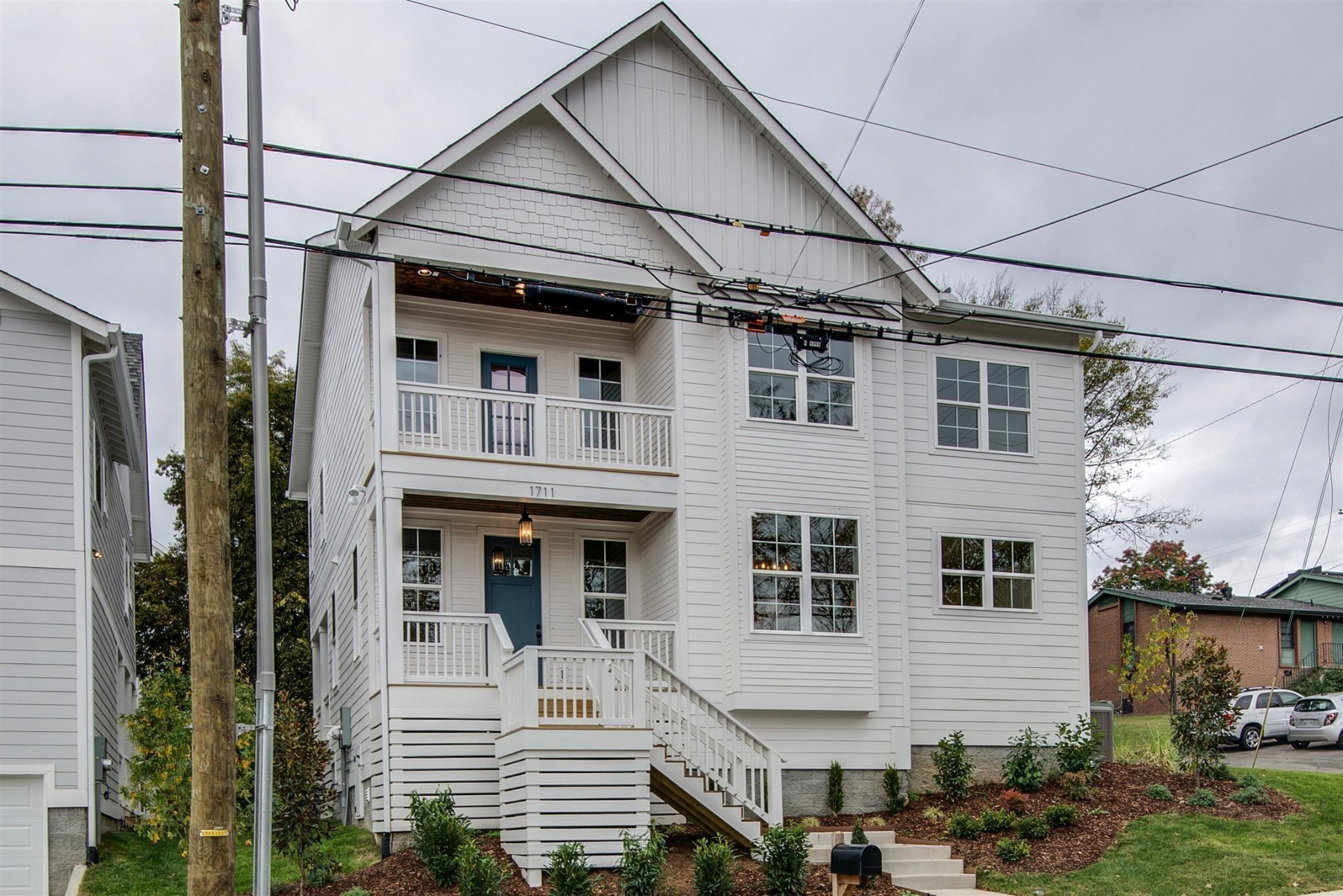 1711 10th Avenue, S Nashville TN 37203
