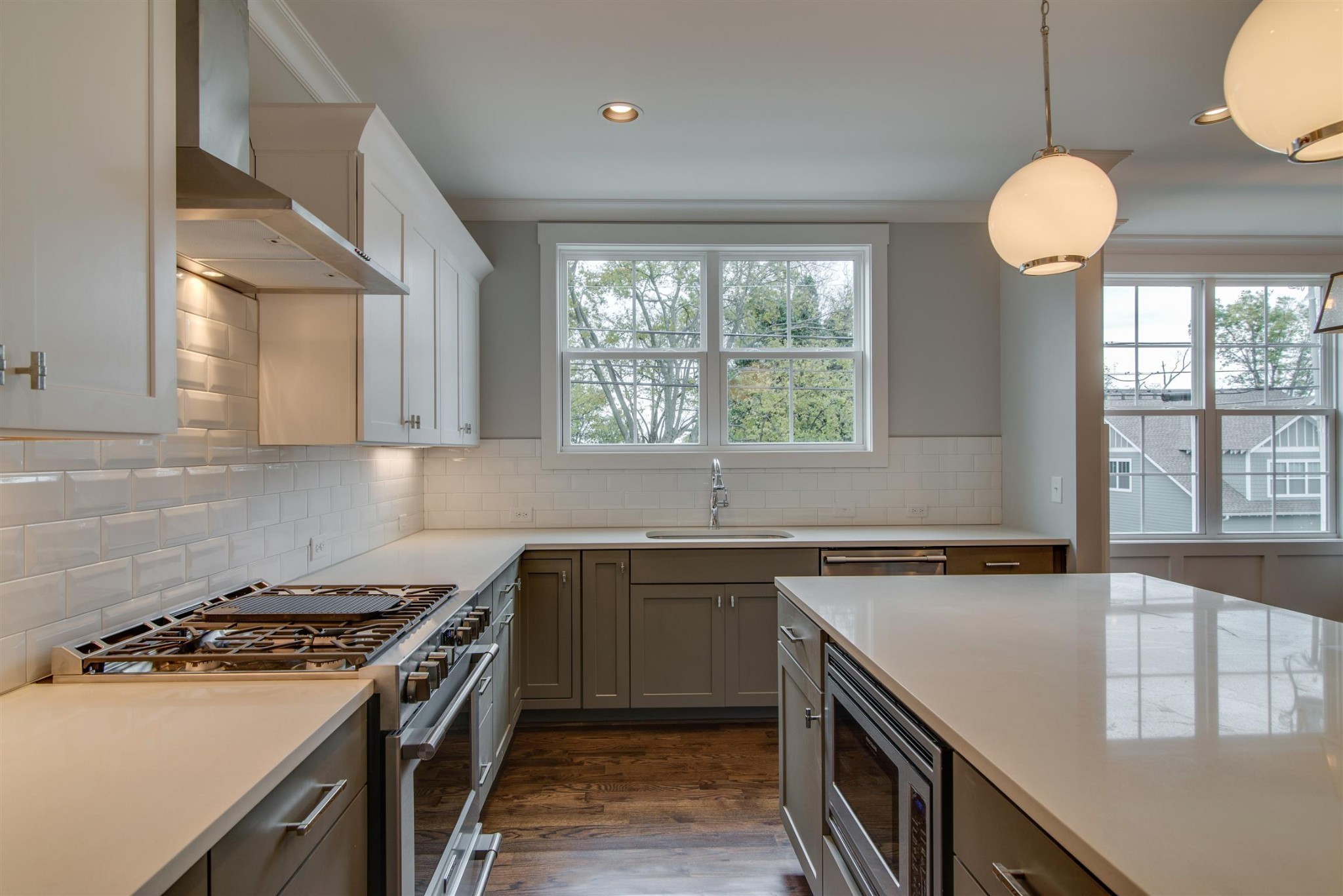 1711 10th Avenue, S Nashville TN 37203