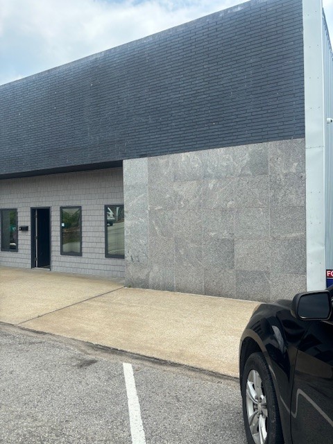 4 Courthouse Square Byrdstown TN 38549