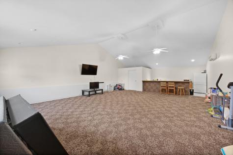 112 Stillwater Drive Paris TN 38242