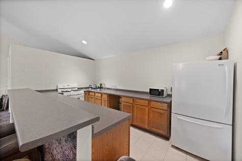 112 Stillwater Drive Paris TN 38242