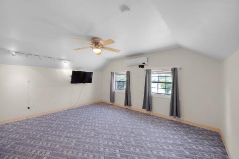 112 Stillwater Drive Paris TN 38242