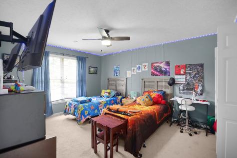 112 Stillwater Drive Paris TN 38242
