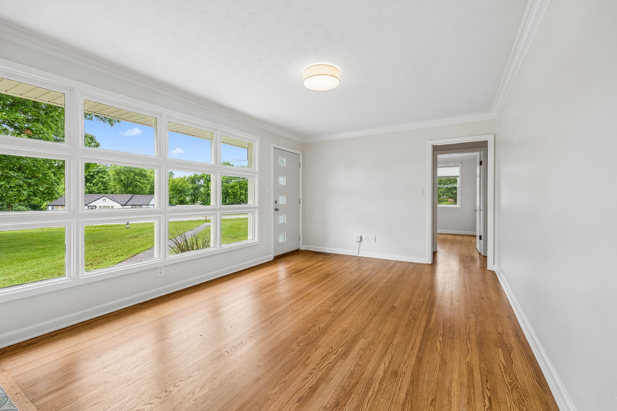 907 Joyce Lane Nashville TN 37216